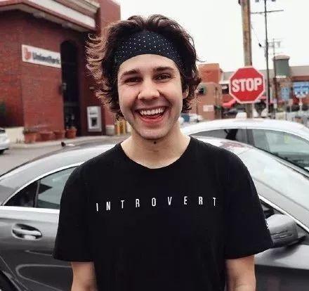 吃瓜小哥网红视频,吃瓜小哥带你领略网红视频的魅力